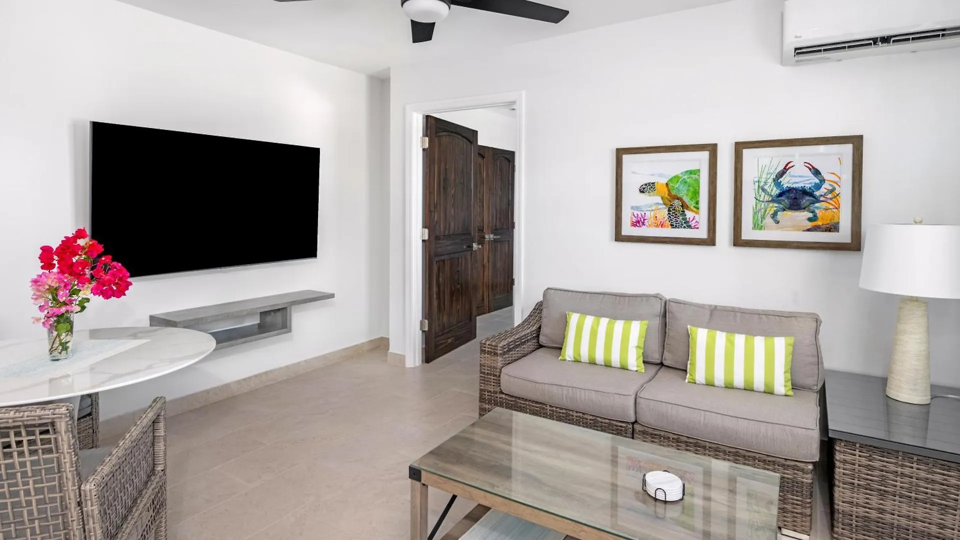 Tatil Evi Ridge 1 Bdr Villa Cockburn Town